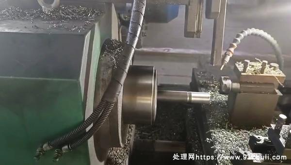 转让个人二手山东恒兴重工双头数控车床