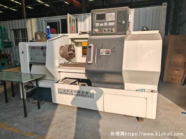 

CKD6150H数控车床，加工长度1米，10cm大孔