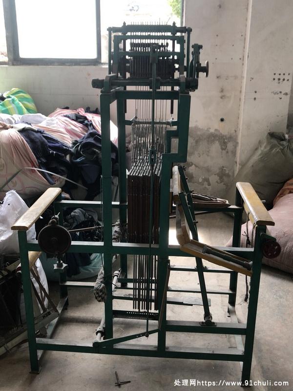 

小型织布机九成新低价可谈