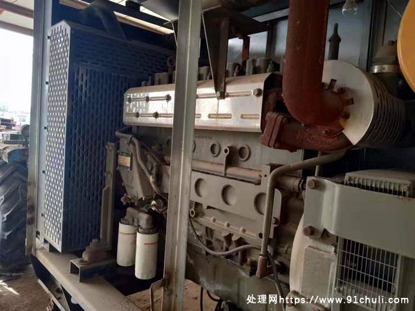 

潍柴WD275/8发电机组出售，6.2万