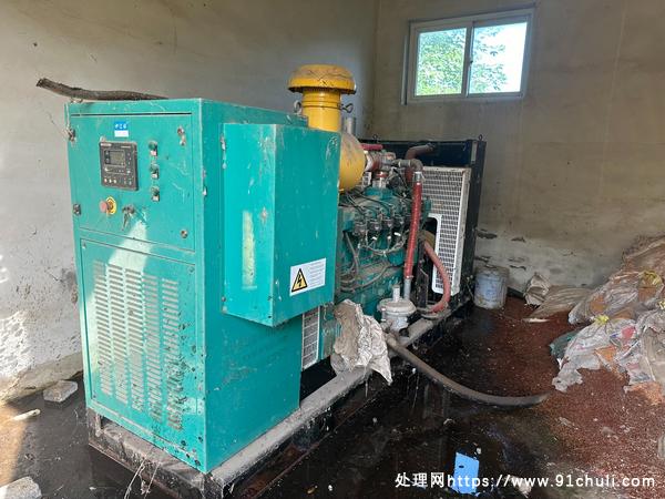 

潍坊伊达能100kw沼气发电机未使用