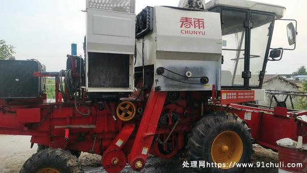 

15年春雨小麦收割机18年库存工作400小时
