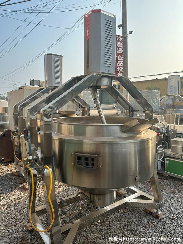 

全新800L行星半自动夹层锅三台闲置