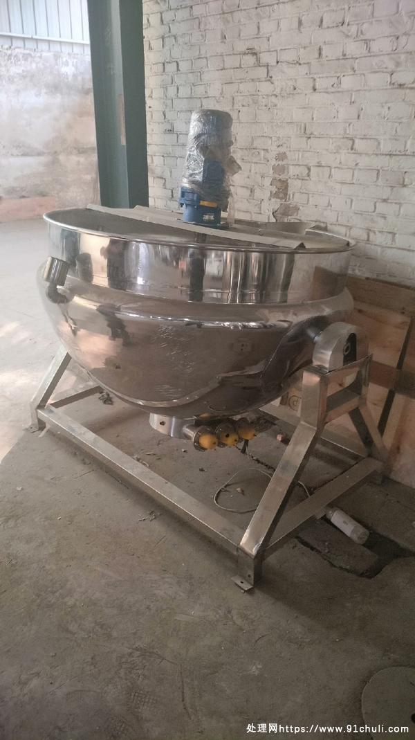 

600L电加热夹层锅带搅拌闲置处理