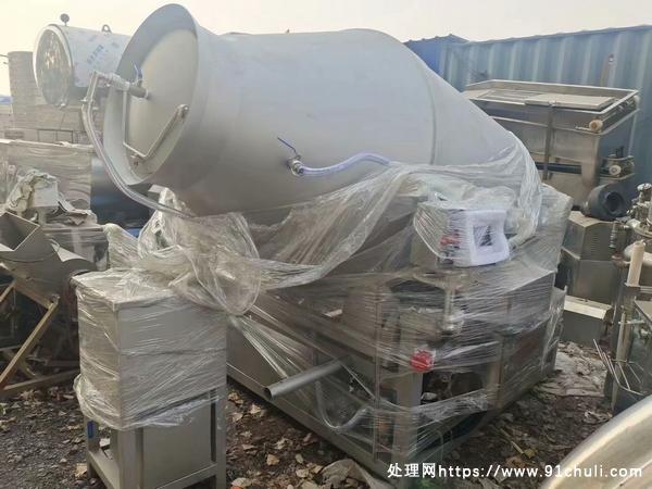 

上海鼎封3000升液压真空滚揉机全新闲置设备