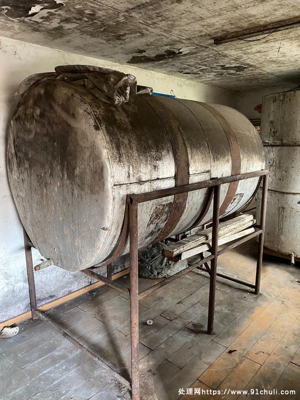 

个人酿酒设备储酒铝罐15吨 吉林省长春市新立城水库附近