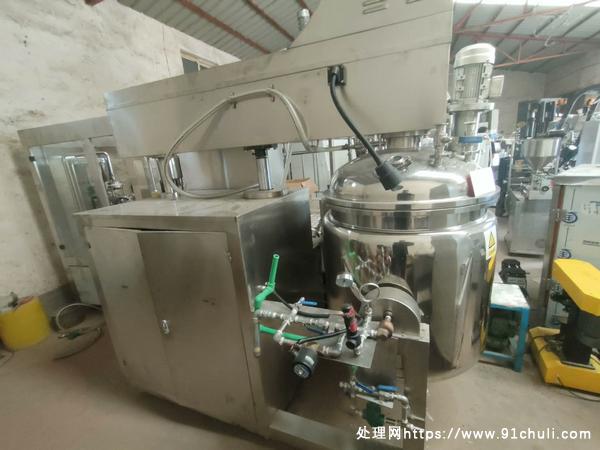 

350升全自动真空乳化机配套齐全
