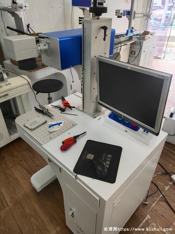 

英诺3瓦打标机满功率超长寿命配全新冷水机