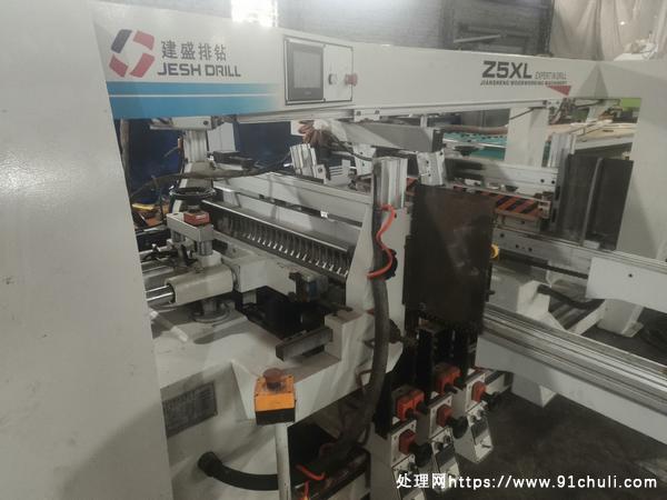 

建盛自动5排钻抽屉板专用机