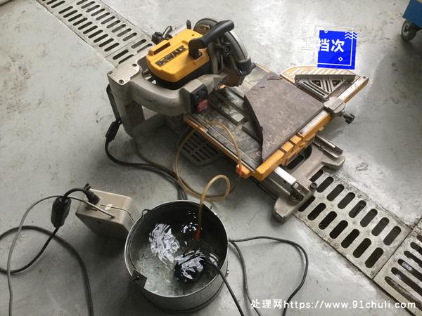 

德伟24000石材切割锯床性能好切割精确