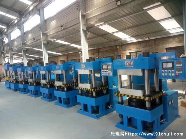 

200吨液压机，加热到300/500度，全新，低价！