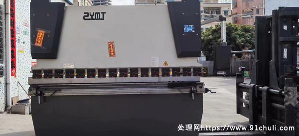 

中亚160吨三米二折弯机全新带机械补偿仅此一台
