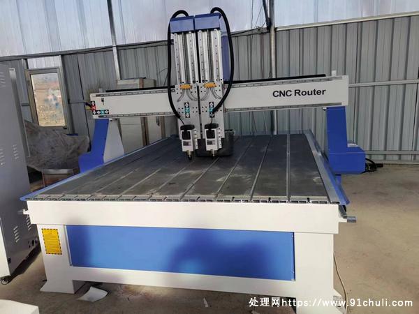 

1825双头雕刻机 3.2kw 仅20000