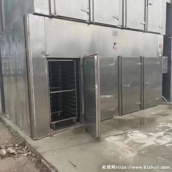 

4门8车192盘热风循环烘箱到货8台