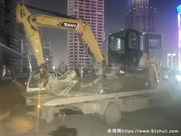 

19年4月黄牌清障车8万公里156马力星瑞变速箱可拉7吨