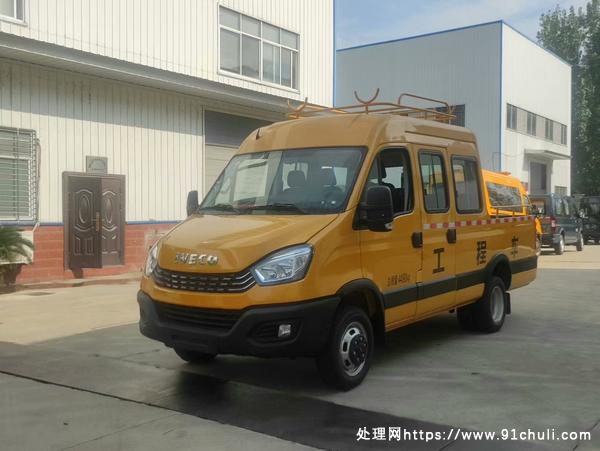 转让个人二手依维柯三排9人座工程车