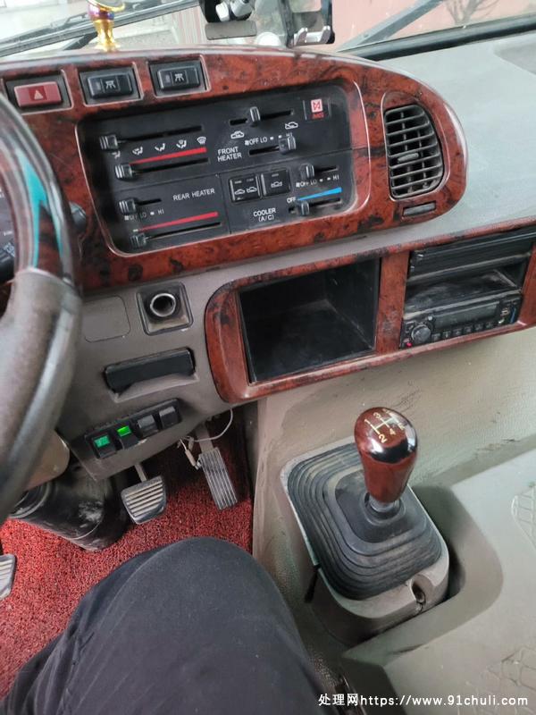 

13年江铃晶马19座中型客车，非营运