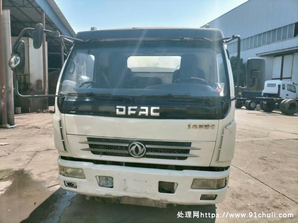 

东风10方油罐车朝柴130马力增压5档断气刹助力专用油泵