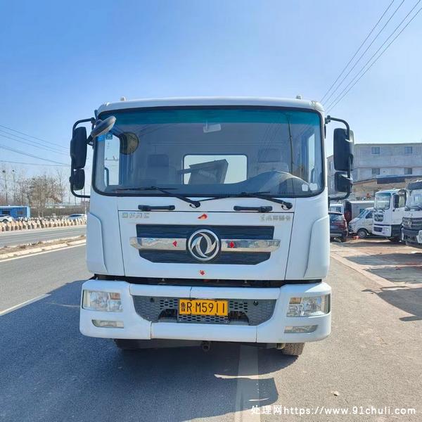 

东风多利卡12方洒水车，康明斯180马力，价格便宜