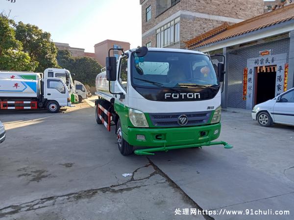 

国三奥铃10方洒水车珀金斯138马力质保一年