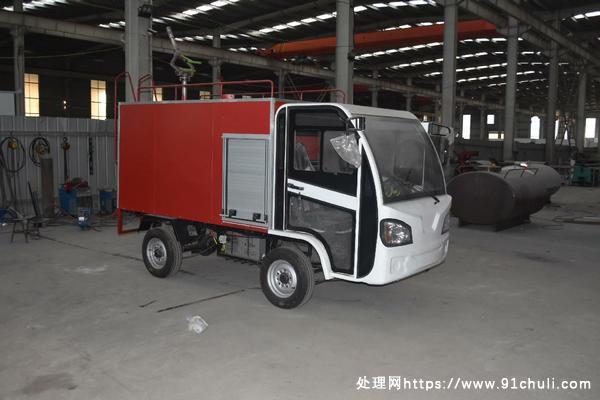 

电动消防车加强600轮胎免维护电池1000升超大容量
