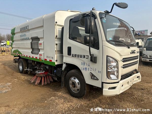 

19年国六5080洗扫车，江铃底盘，宇通上装