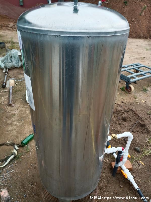 

99新500L不锈钢压力罐赠配件直径60高度1m6