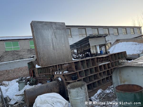 

600吨废铁钢筋压块机机箱3*4米带油