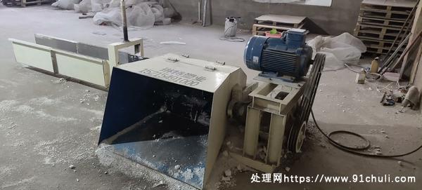 

350型泡沫压块机带三厢电控制器处理