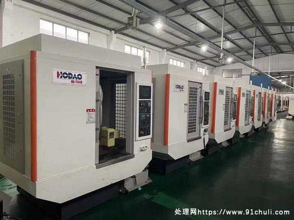 

厚道T640钻攻中心，9.9成新，带对刀仪