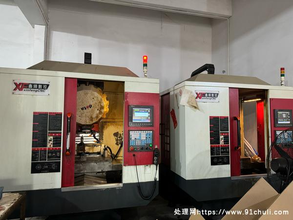 

鑫锋T5钻攻机2台，16刀库4轴联动，机况好！