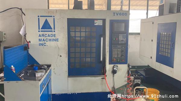 

台湾亚克T600钻攻机24000转16刀库三菱M70