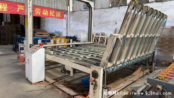 

纸箱堆码机2800型设备更新低价转让