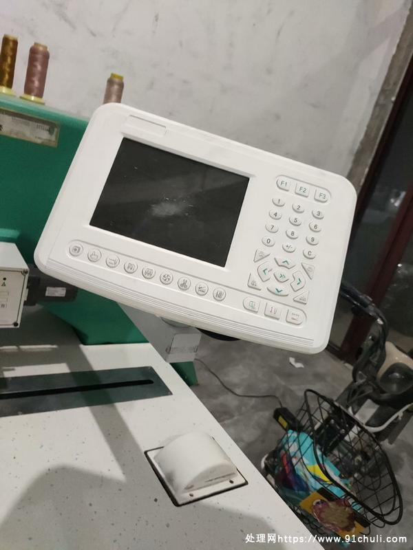 服装厂的22头400头距高速绣花机转让