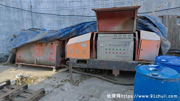 

河南华泰80型水泥发泡机带搅拌机水包